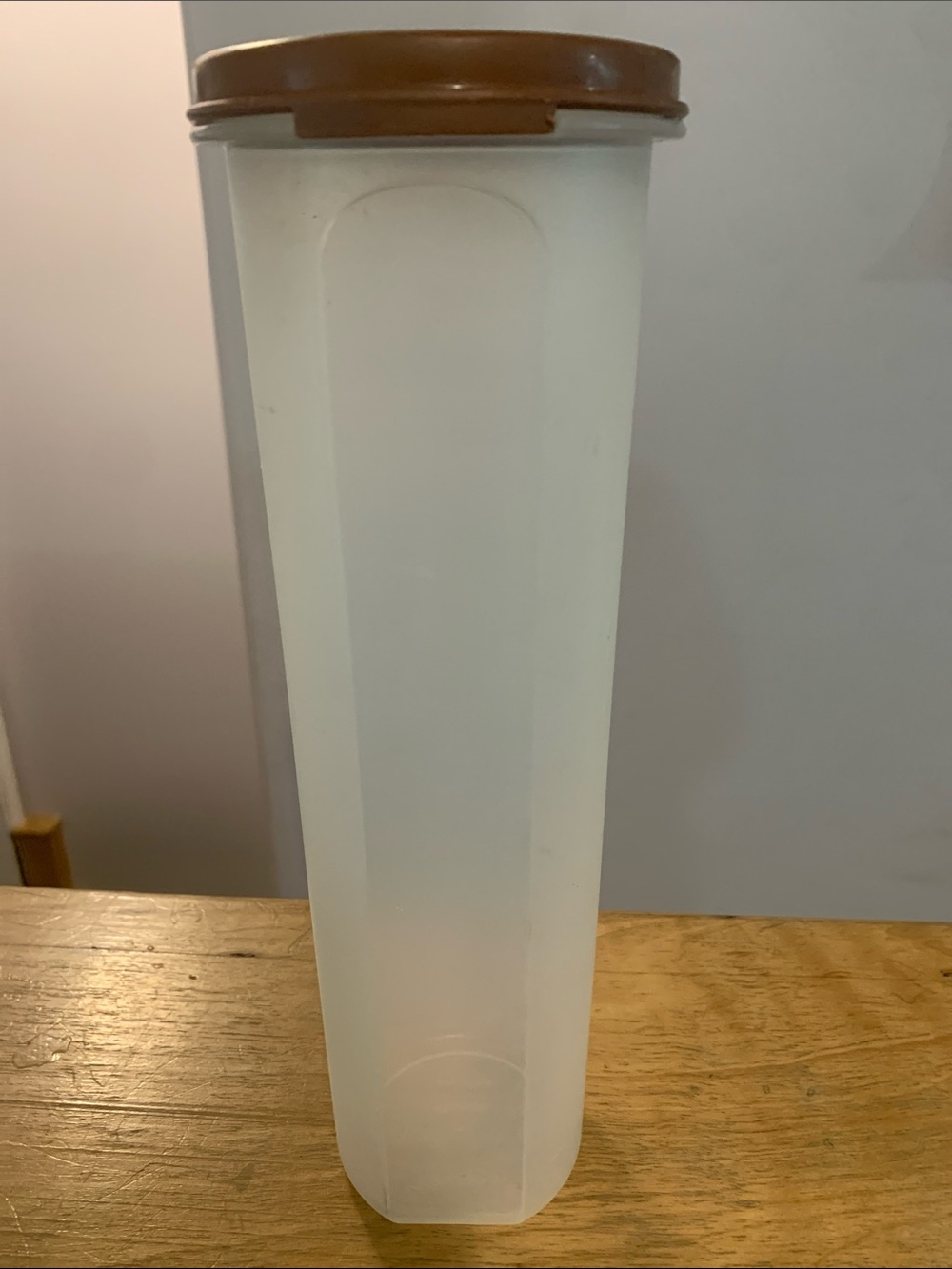 Tupperware Spaghetti Tall Storage Canister with Brown Lid